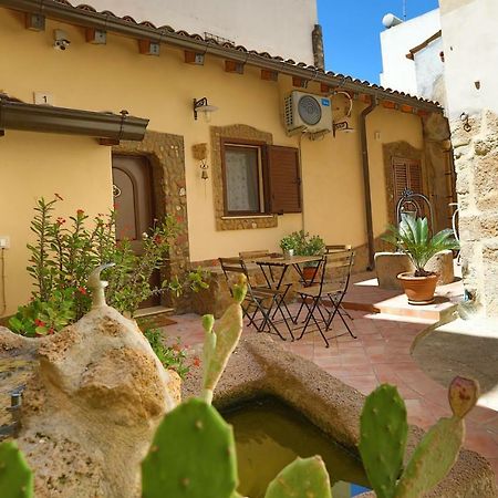 Casa Gioia Villa Аугуста Екстериор снимка